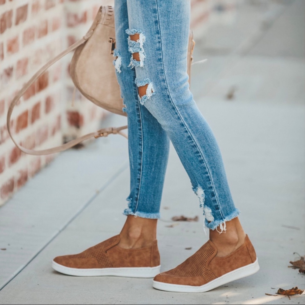 SALE-FIRM‼️Camel Perforated Slip On Sneakers - Picture 6 of 8